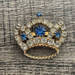 Vintage crown rhinestone brooch